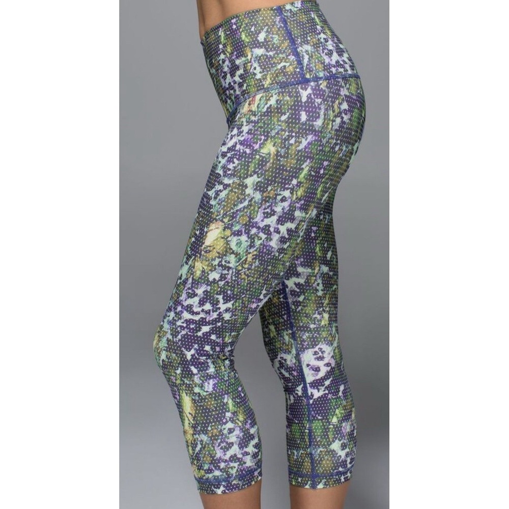 Lululemon Wunder Under Luxtreme Floral Sport Flower Crop Leggings Women's Size 6